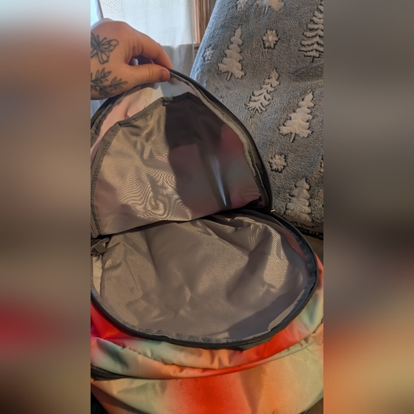 Fuel Gradient Backpack - Picture 4 of 6